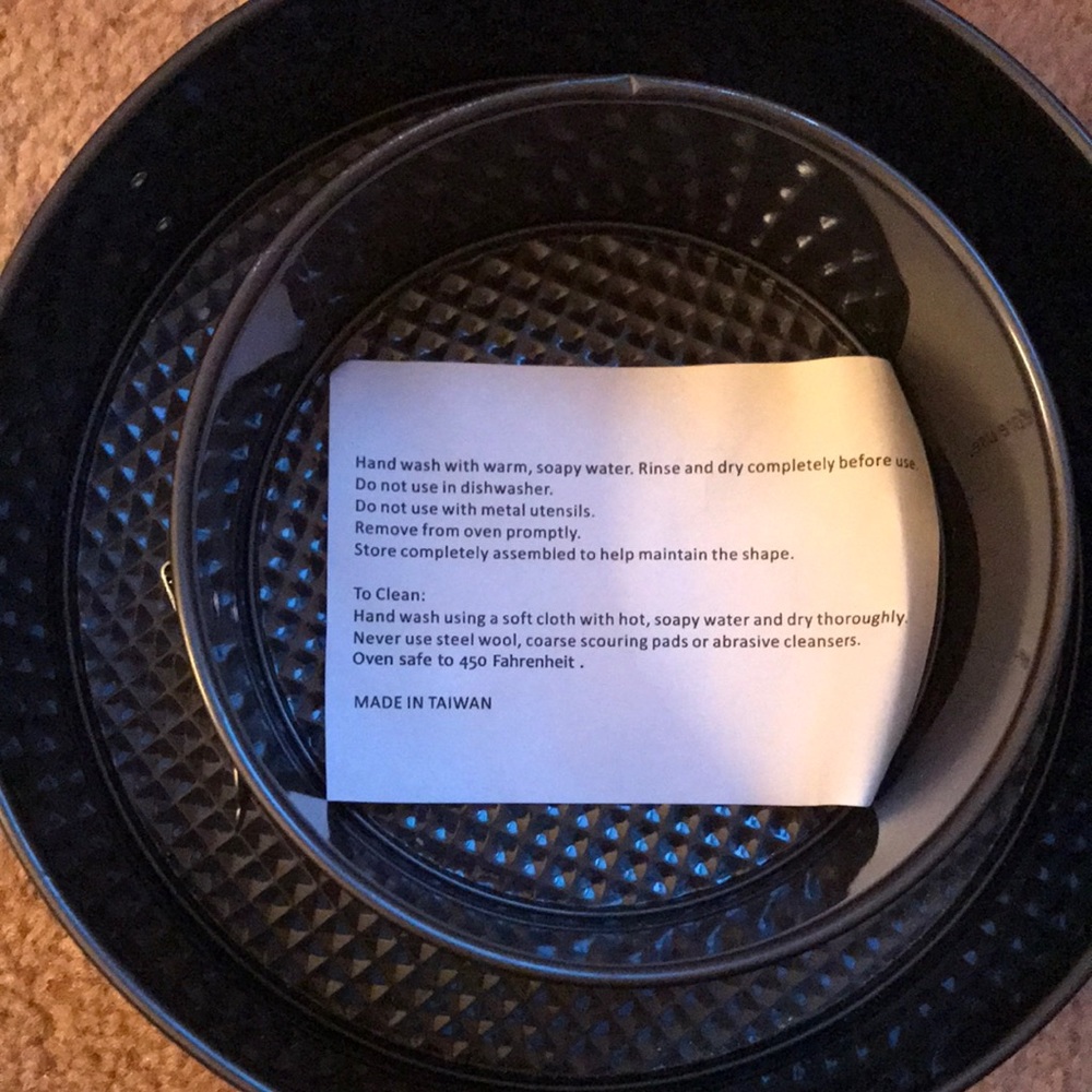 NWOT! 2 Freeformed Pans. Nonstick.